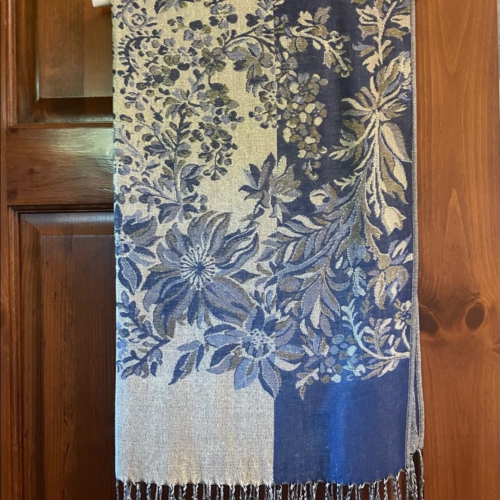 Pashmina Blue and Gold